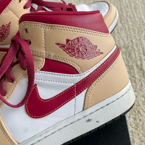 Nike Air Jordan 1 Mid Light Curry Cardinal size 9.5 554724-201 OG I Retro GC - Picture 10 of 16